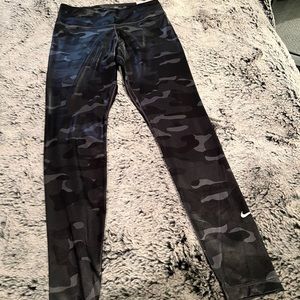 Nike leggings